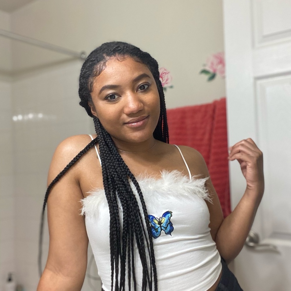 Meet your Posher, Lovie